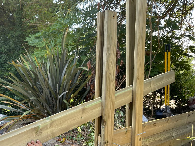 Acoustic fencing tuning fork posts