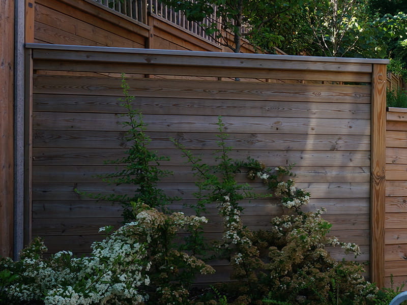 Poorly installed acoustic fencing