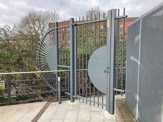 Bespoke single leaf gate