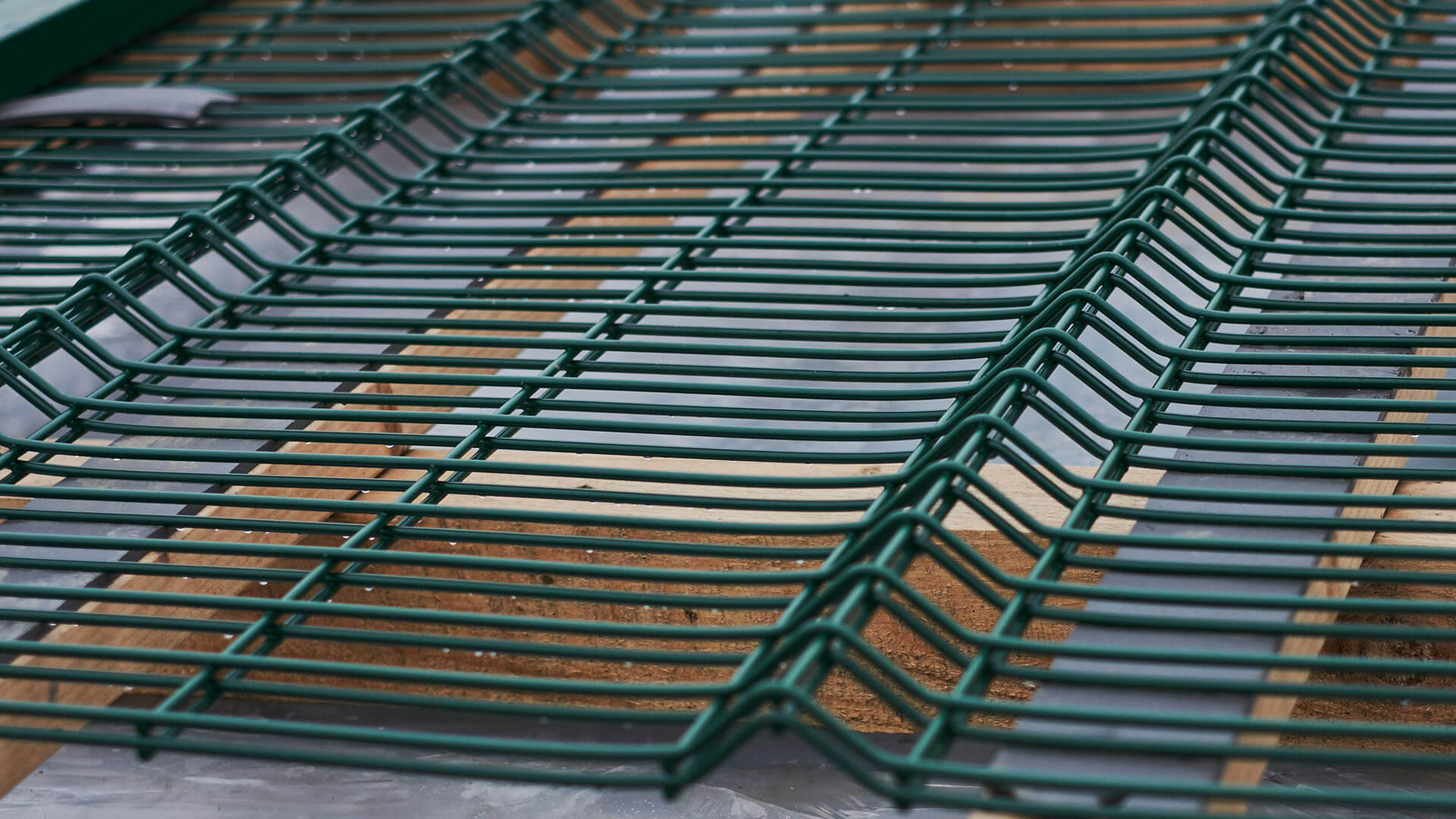 Types of fence coating
