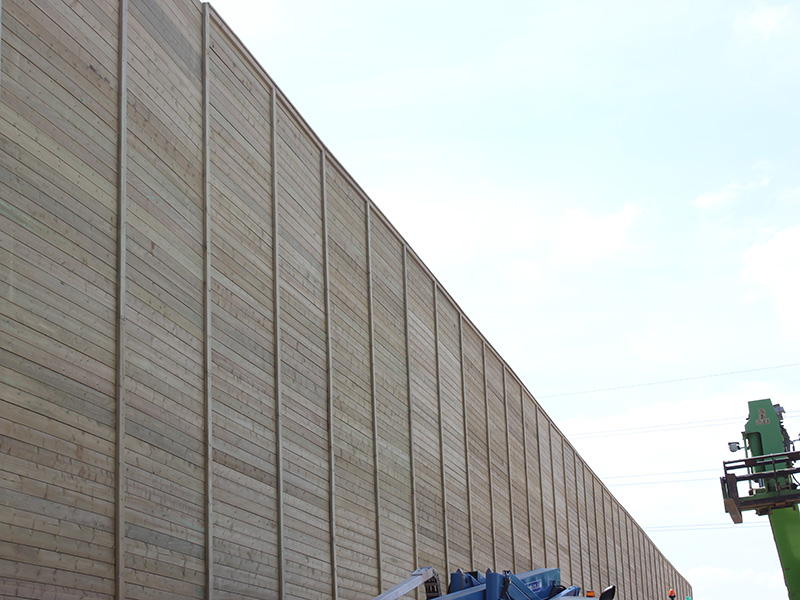 New build housing acoustic fencing