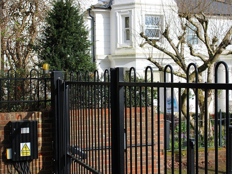 Steel fencing and gates for schools