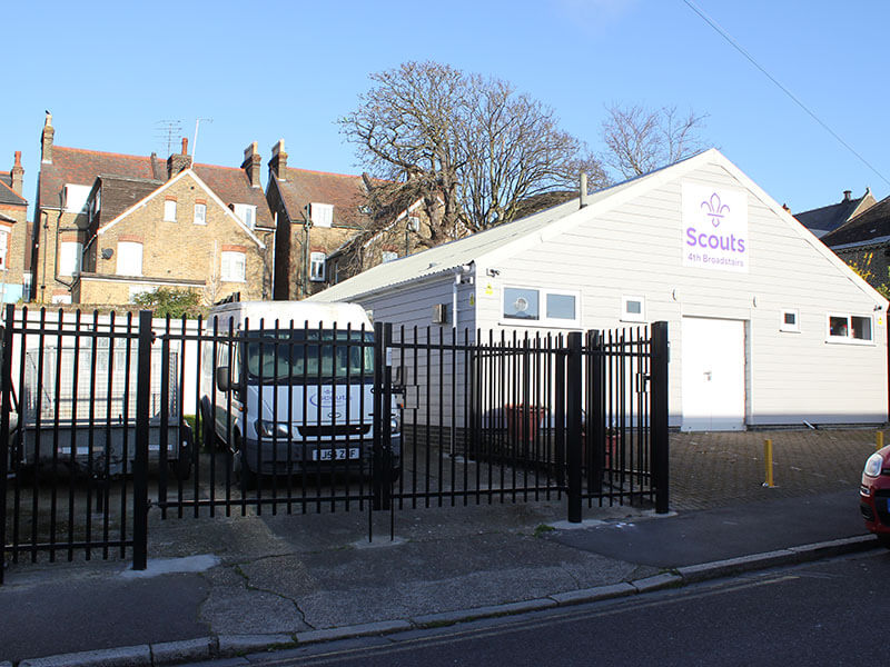 Metal security gate