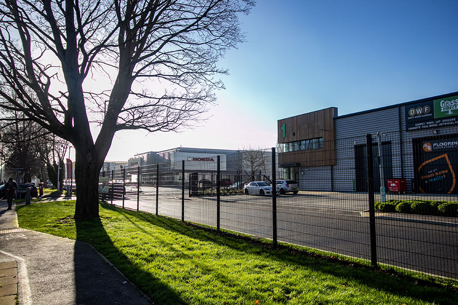 Business security mesh fencing