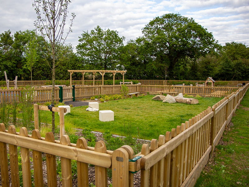 New build play area fence
