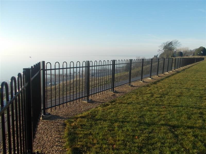 Base plated Bow top fencing on cliff