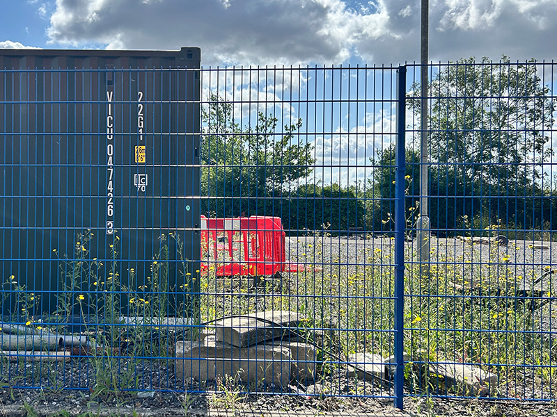 blue 868 mesh fencing