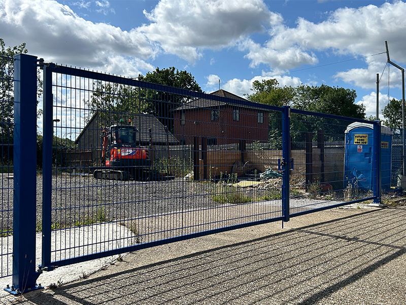 blue 868 mesh double leaf gate