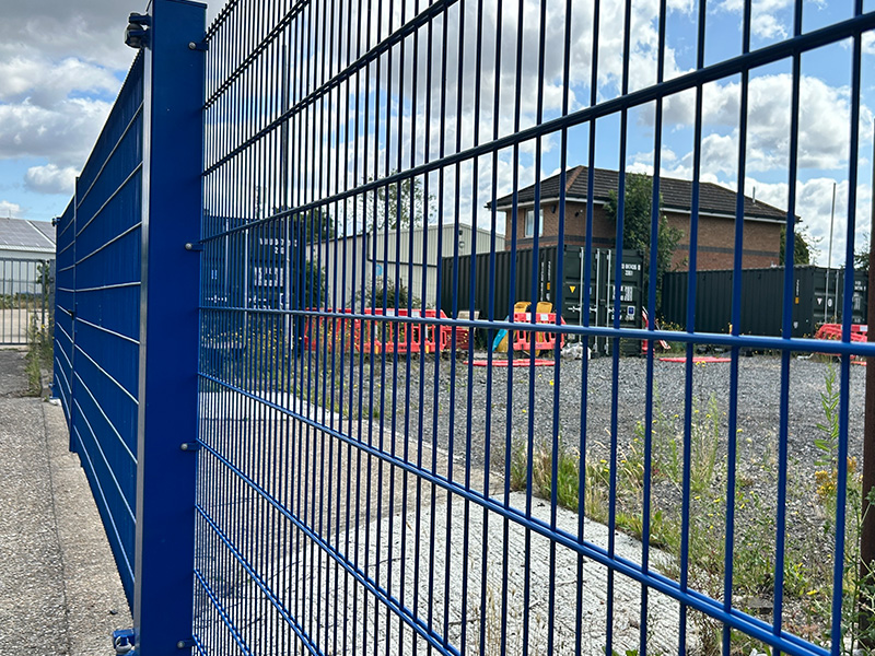 blue 868 mesh fencing