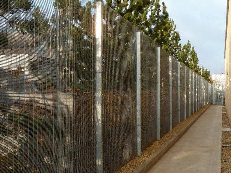 358 Securi Mesh Fencing
