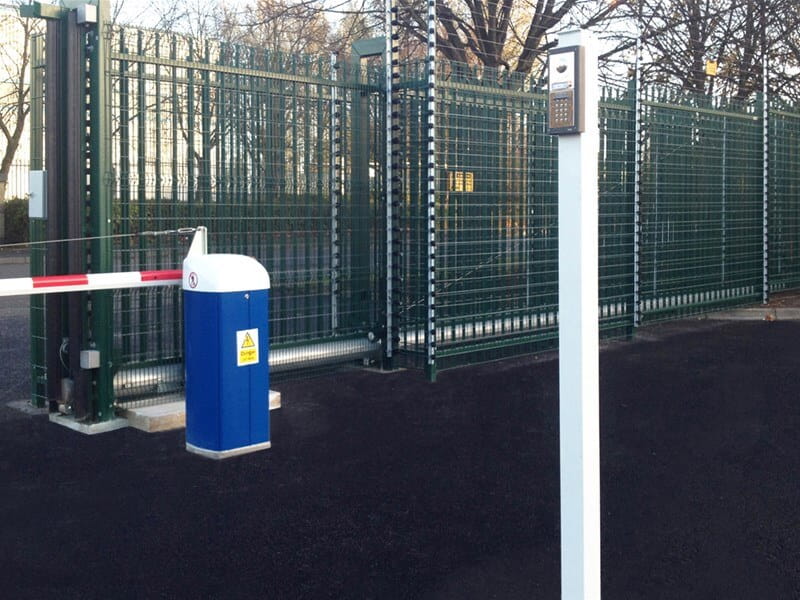 Barbican gate and auto barrier with intercom
