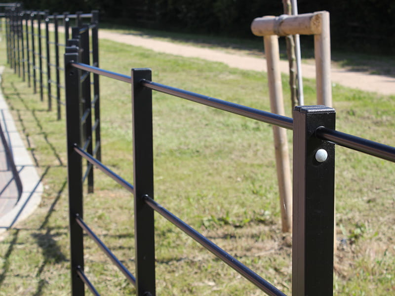 Metal estate railings
