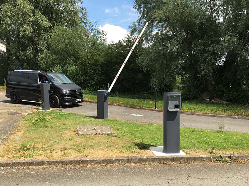 Automated car park barrier