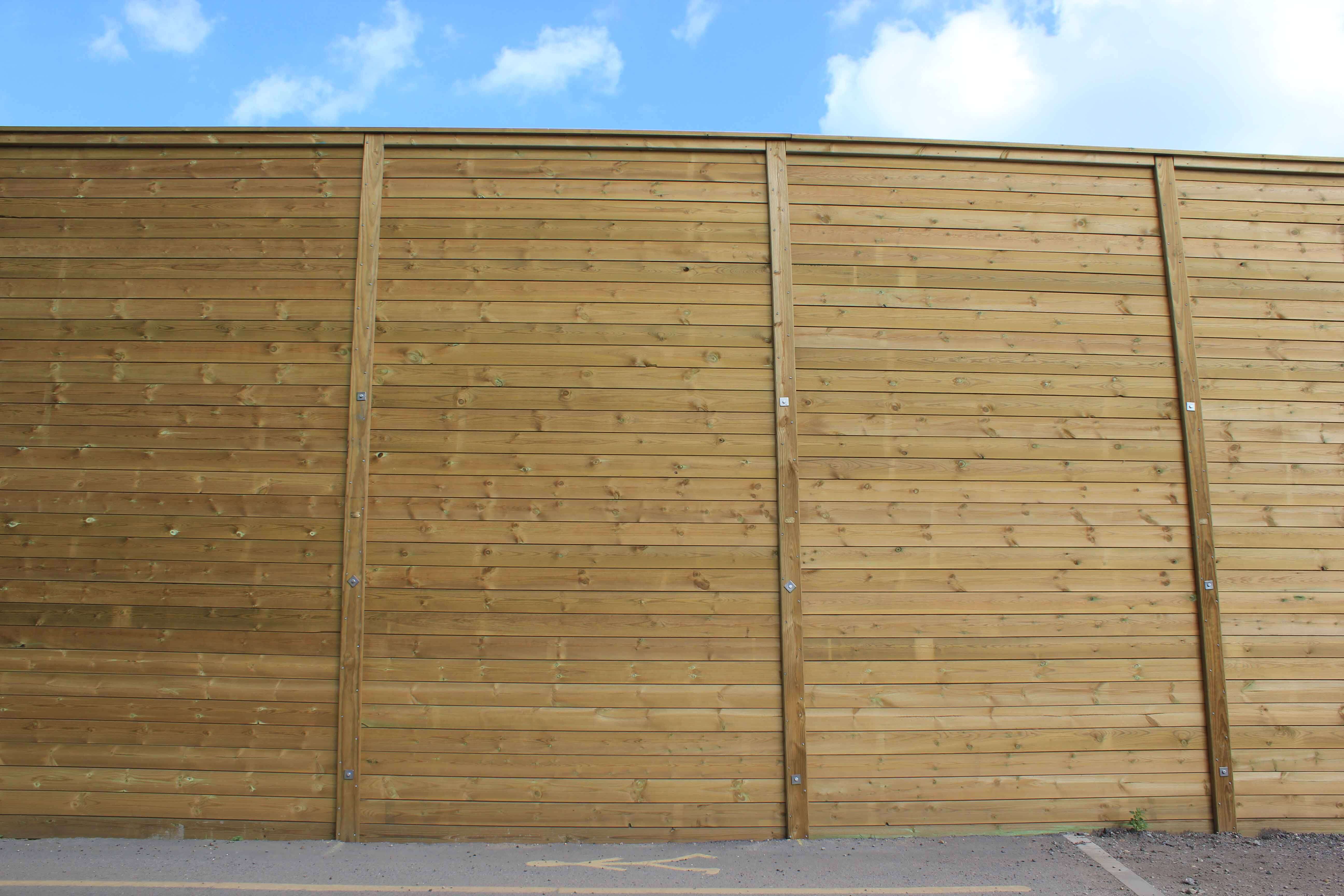 Noise pollution fencing