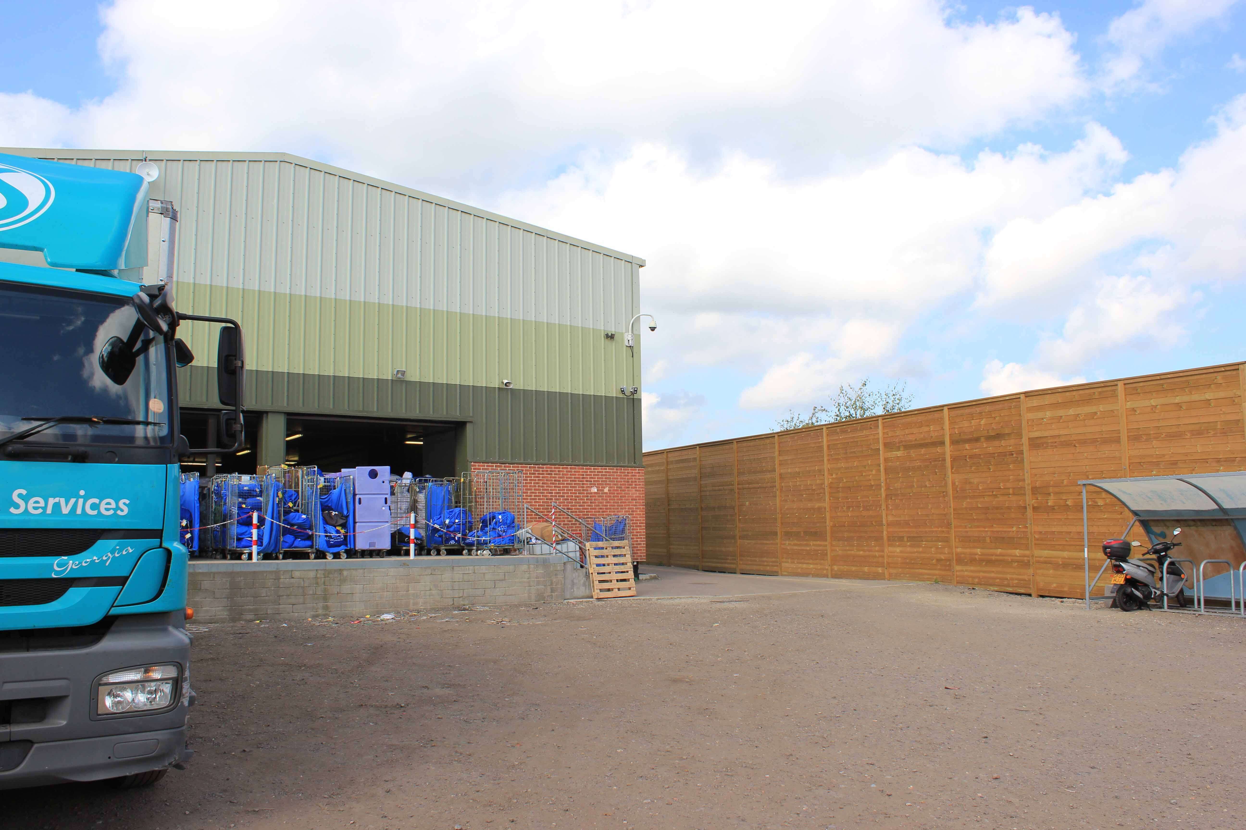 Sound proof fencing