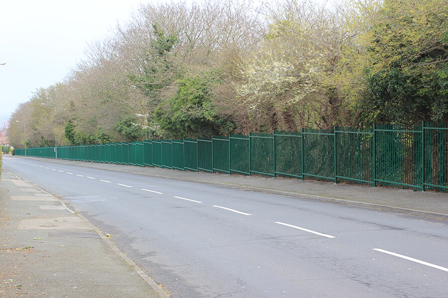 Vertical bar fencing