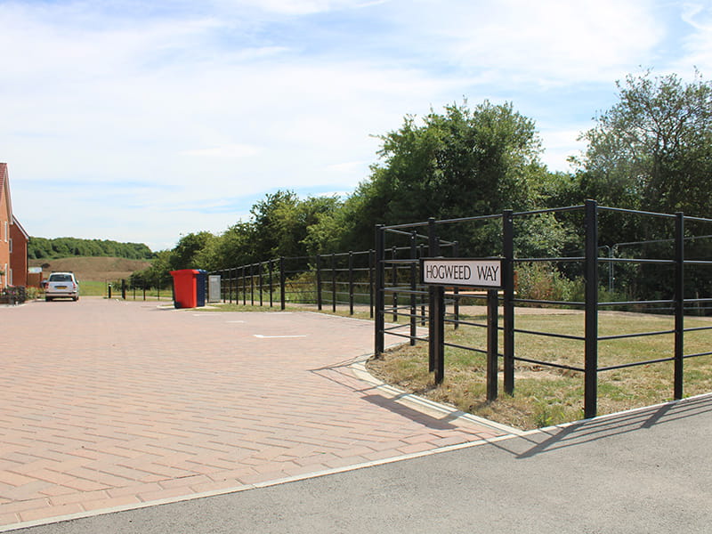 Estate fencing