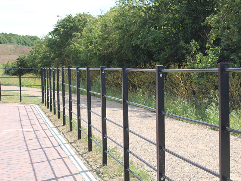 Metal estate fencing