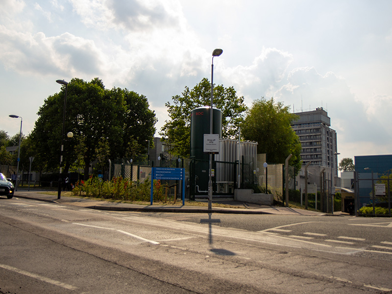 Oxygen storage