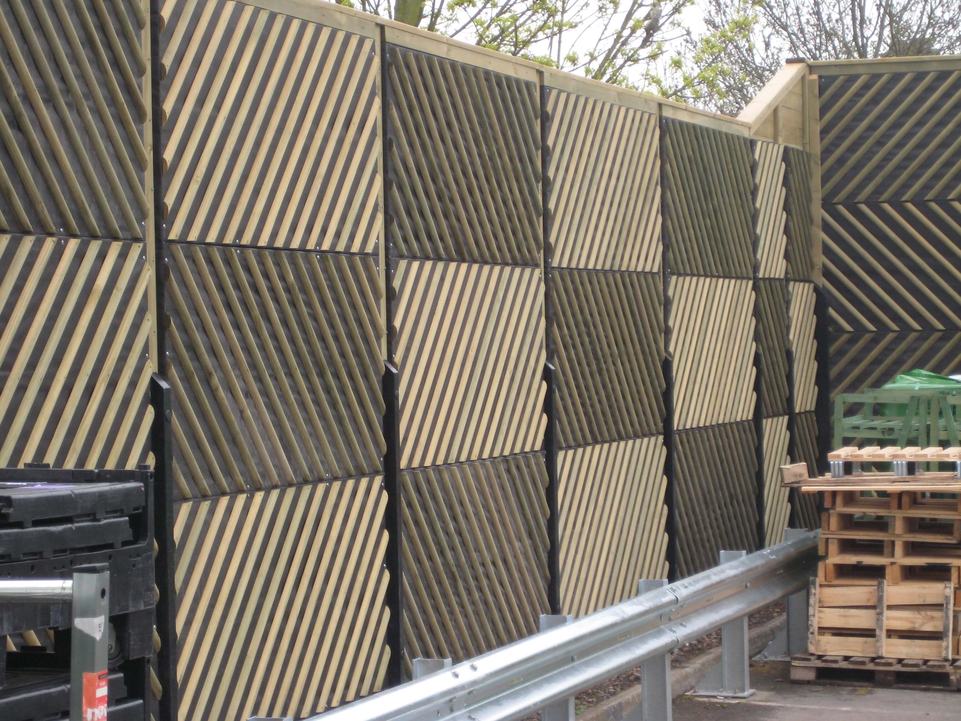 Acoustic fencing