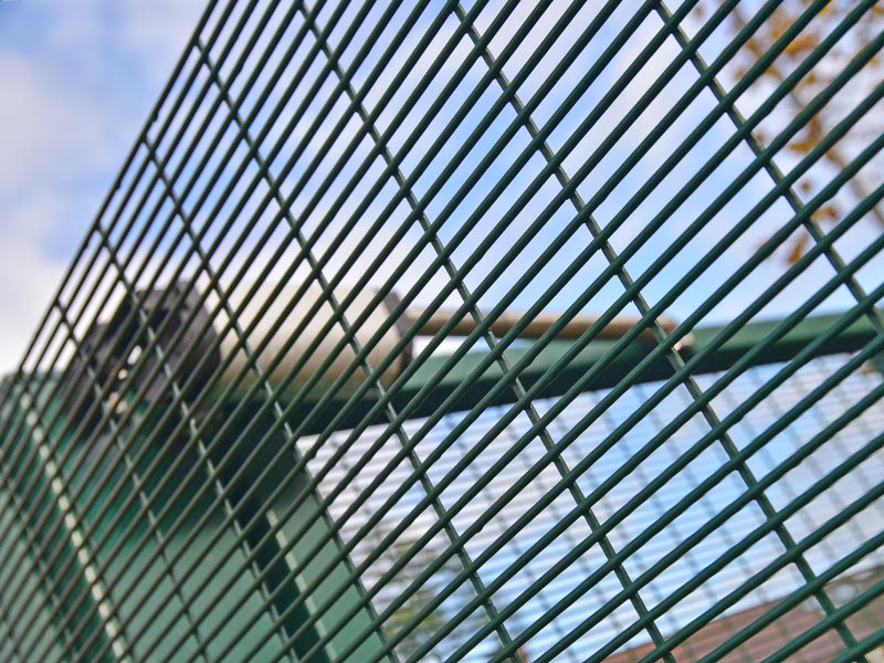 securit mesh fence detail