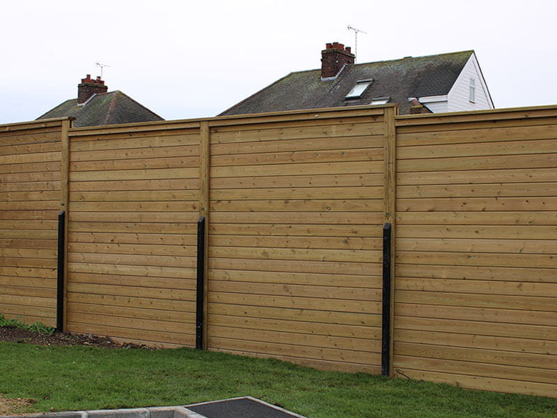 Acoustic barriers restaurant