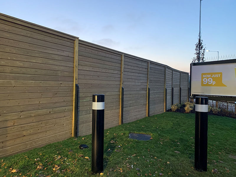 Drive thru fencing