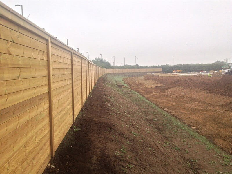 Noise barrier
