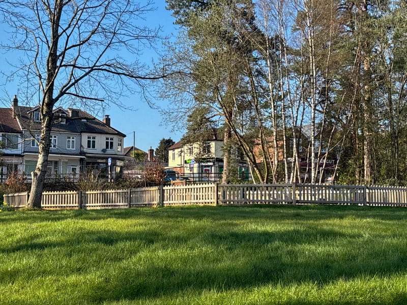 Housebuilders use Playtime fencing for childrens park