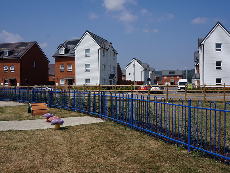 Blue Playground Anti-Trap Bow Top Fencing
