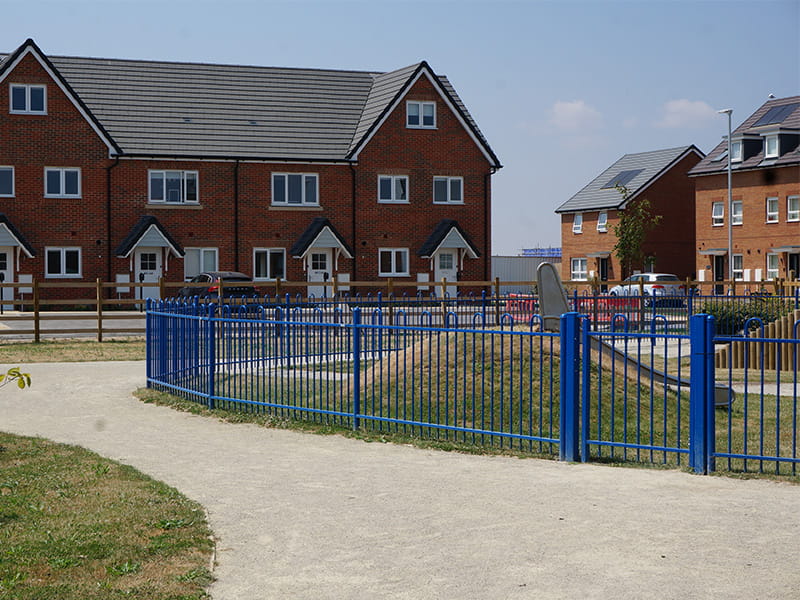 Playground Anti-Trap Bow Top Fencing