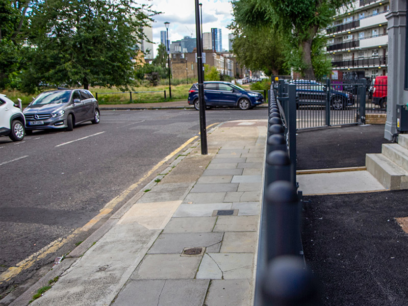 Vertical bar railings and gate