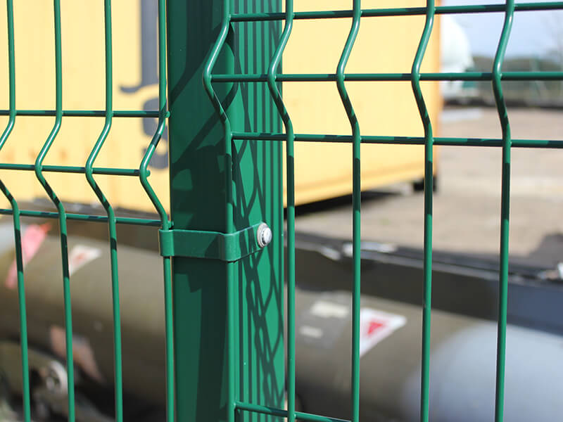 Green mesh fencing