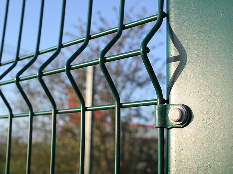 Mesh security fencing