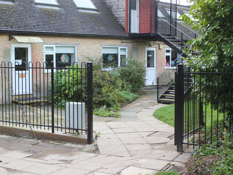 School Bow Top fencing and gates