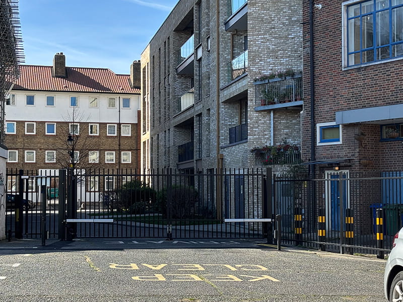 Secure fencing and secure gates