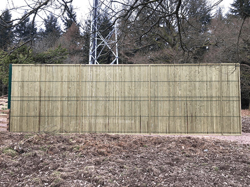 Mesh security fencing