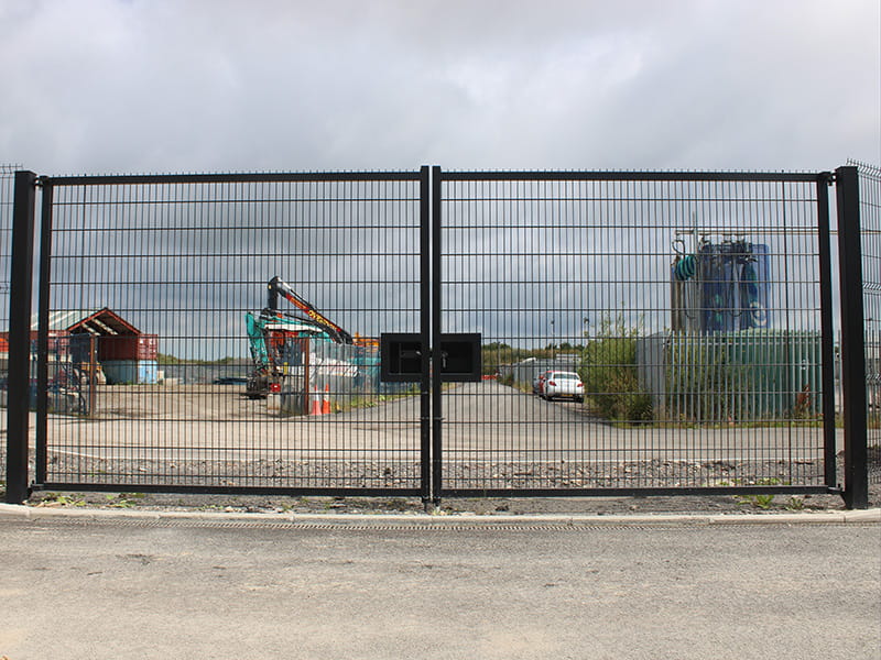 double leaf security swing gate for vehicular access