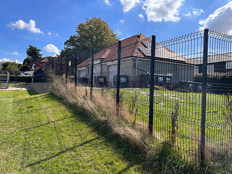 Black v mesh fencing