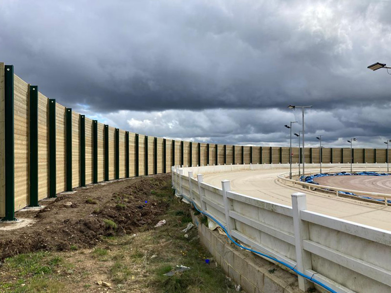 Acoustic barrier