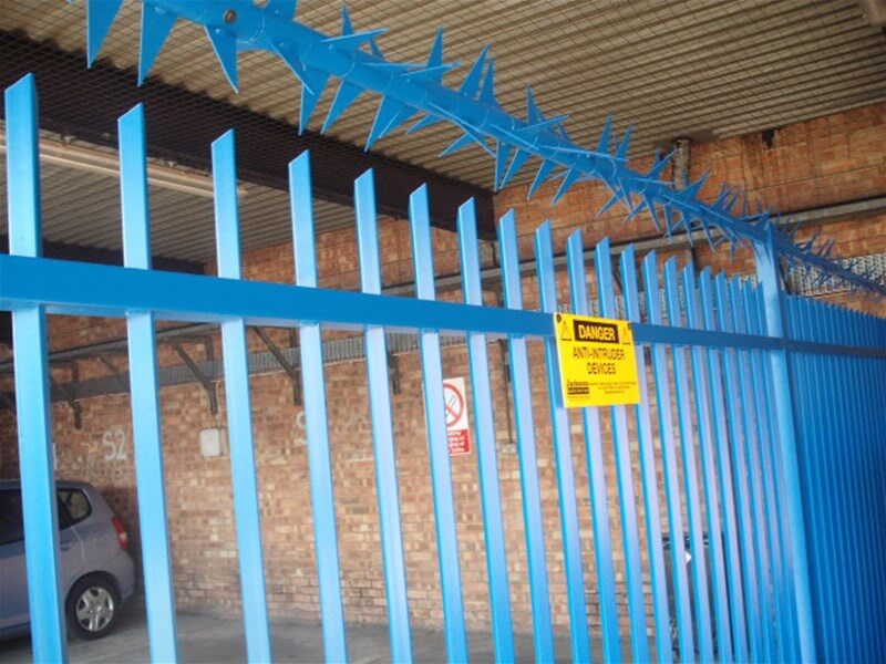 Barbican Steel Fencing with Rota Spike Security Topping