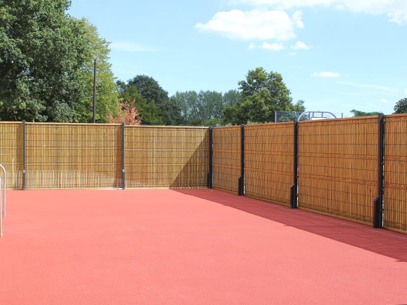 Privacy fencing