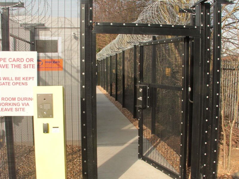 Securi mesh gate