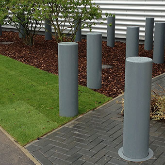 Crash rated static bollards
