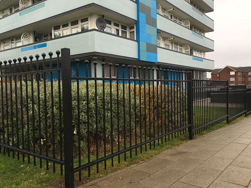 Black ball top railings