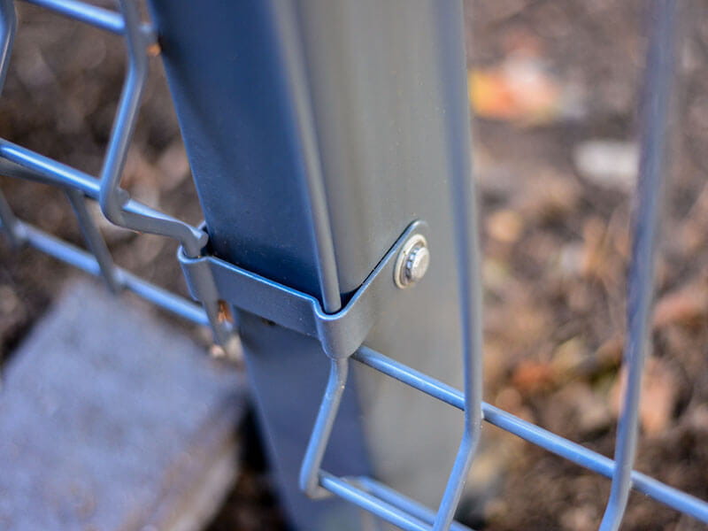 Metal fence post