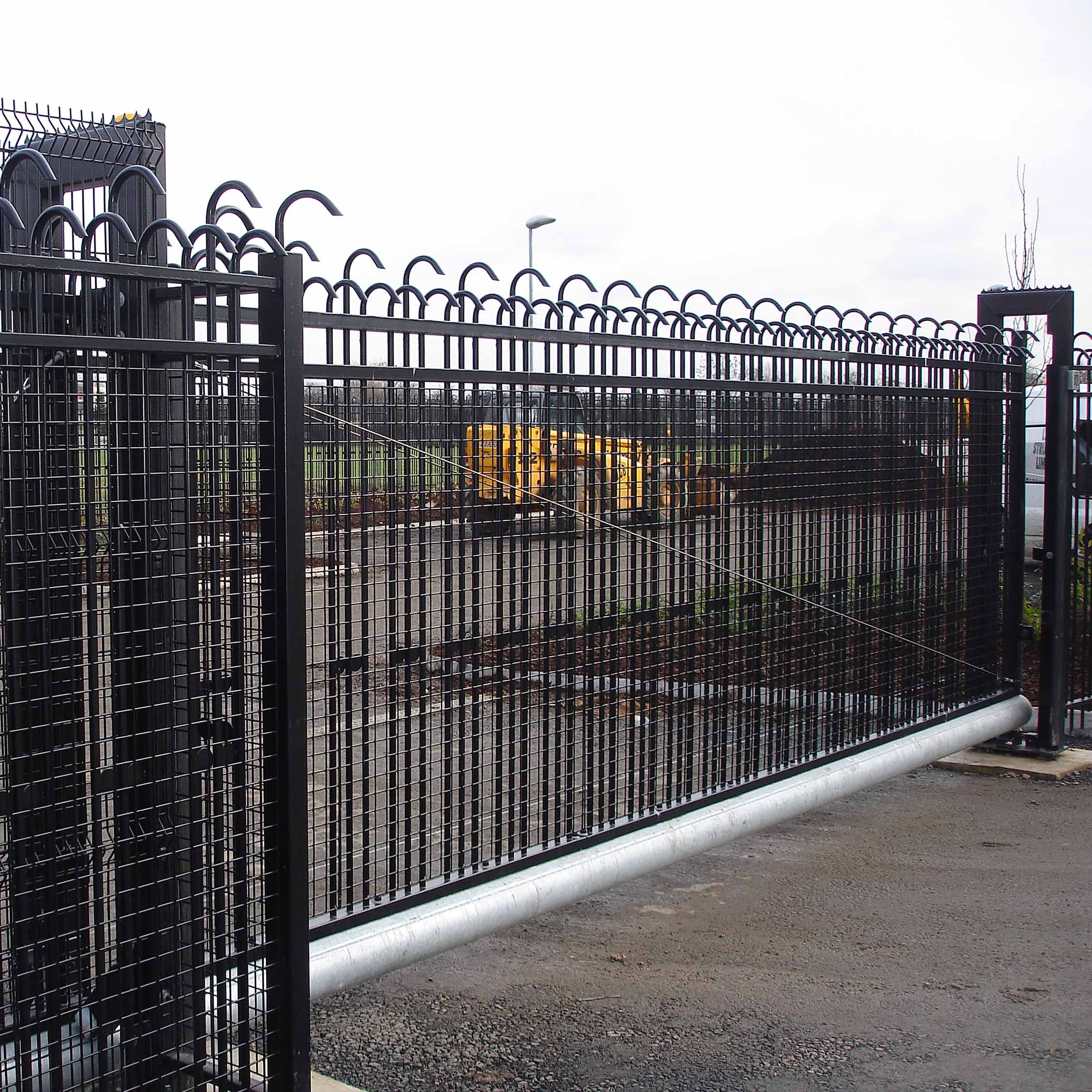 Cantilever gate