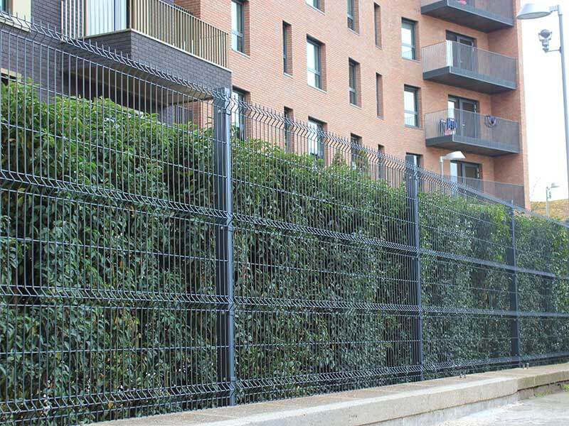 wire mesh fencing