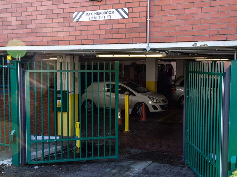 Gate automation swing gates