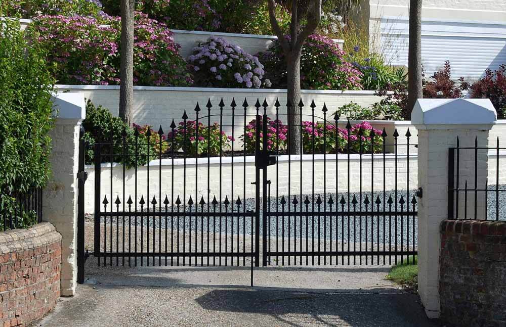 Double Leaf Ornamental Gate